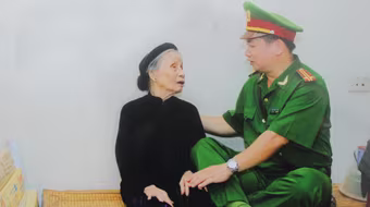 Tâm sự của người 30 năm làm cảnh sát khu vực