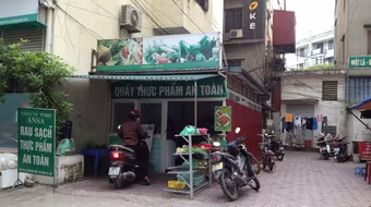 Trẻ không có chỗ chơi, sân cho thuê bán hàng