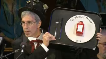 Ngã ngửa với những giải Ig Nobel năm 2014