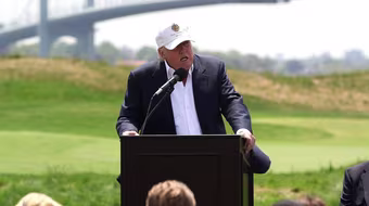 Công ty của cựu Tổng thống Donald Trump kiện thành phố New York