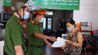 Người dân cần tiếp tục chung tay cùng chính quyền các cấp thực hiện nghiêm các quy định phòng, chống dịch