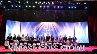 Trường đại học VinUni trao giải cho sinh viên thế giới tham dự cuộc thi “Giải bài toán kinh doanh toàn cầu”