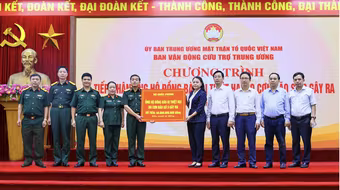 MB ủng hộ hơn 14 tỷ đồng cho đồng bào ảnh hưởng bởi bão lũ