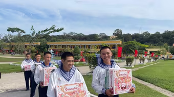 Omachi và những nỗ lực tiếp sức cho lực lượng tuyến đầu