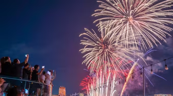 Trải nghiệm pháo hoa theo phong cách ‘chưa từng có’ tại DIFF 2025