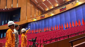 EVNHANOI đảm bảo điện phục vụ Đại hội đại biểu Đảng bộ thành phố Hà Nội lần thứ XVIII