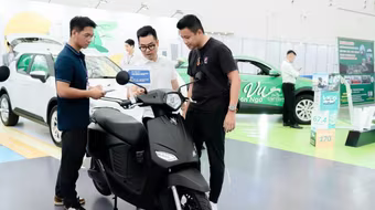 Khách Việt mua VinFast Vero X vì 'xanh, sạch, tiện lợi, đi 262 km không phải nghĩ'