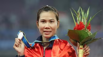 Vũ Văn Huyện bỏ cuộc, hy vọng vào Trương Thanh Hằng