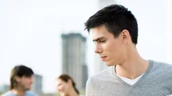 Phần 1: Ông không “ăn chả”, bà vẫn “ăn nem”  