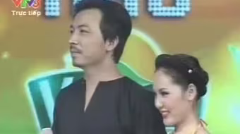 Xem "Giáo sư" Cù Trọng Xoay "Đi cấy" cùng ca sĩ Phương Linh