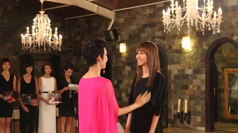 "Chân dài" Thùy Dương cười tươi dù bị loại 