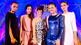 "Chân dài, hot girl" rạng rỡ trong buổi ra mắt phim "bom tấn"