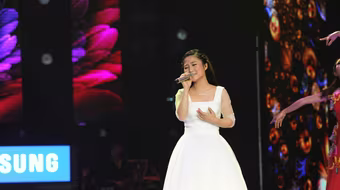 Hát ca khúc của Hồ Quỳnh Hương, thí sinh 17 tuổi khiến khán giả điên đảo