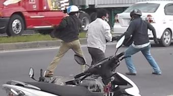 Truy bắt đối tượng trộm cắp chạy trốn, một chiến sĩ bị trọng thương