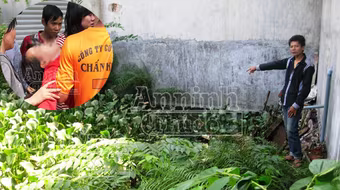 Xác định nguyên nhân bé trai 3 tuổi chết dưới ao bèo