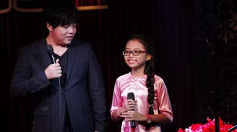 Quang Lê tặng micro giá 200 triệu đồng cho Phương Mỹ Chi