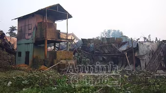 Cháy lớn tại khu nhà ở của công nhân, một bé gái mất tích