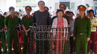 Rủ nhau đi buôn ma túy, 2 vợ chồng lĩnh 17 năm tù