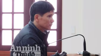 Tẩm xăng đốt 2 mẹ con người tình vì cuồng ghen