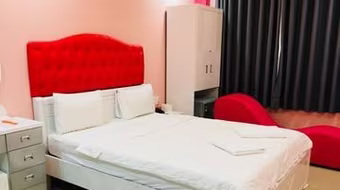 [Tin nhanh sáng 28-9-2021] Tạm giữ hình sự người đàn ông mua dâm thiếu nữ 15 tuổi