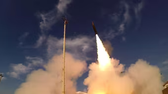 Israel bị tố tấn công tên lửa vào Syria khiến 5 người chết