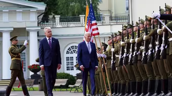 Các nhà lãnh đạo NATO đến Litva họp thượng đỉnh