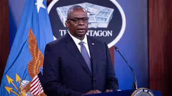 Không thông báo việc bị bệnh ung thư, Bộ trưởng Quốc phòng Mỹ xin lỗi 