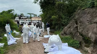 Phát hiện 19 thi thể trong xe tải ở miền nam Mexico