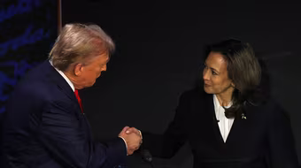 Những nội dung chính trong ‘màn so găng đầu tiên’ giữa 2 ứng viên Donald Trump -Kamala Harris