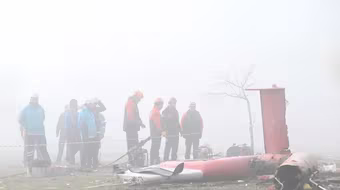 Cất cánh trong sương mù dày đặc, trực thăng cứu thương đâm vào bệnh viện