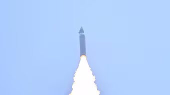 Hàn Quốc và Mỹ tập trận, Triều Tiên liền phóng nhiều tên lửa đạn đạo về phía Biển Hoàng Hải