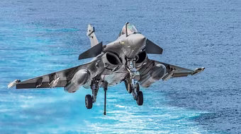 Động thái quân sự của Ấn Độ và Pakistan sau vụ xả súng tại Kashmir