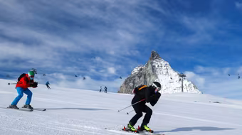 Thụy Sĩ tìm thấy thi thể của 5 người trượt tuyết