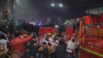 Hé lộ nghi phạm vụ nổ xe gần di tích lịch sử Pháo đài Đỏ ở Delhi 