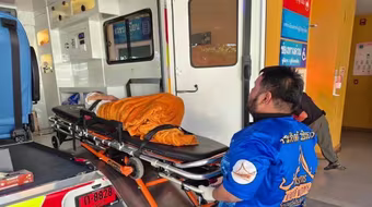 Người phụ nữ Thái Lan bất ngờ cử động trước giờ hỏa táng