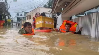 Cộng đồng quốc tế hỗ trợ Việt Nam gần 16 triệu USD khắc phục hậu quả thiên tai