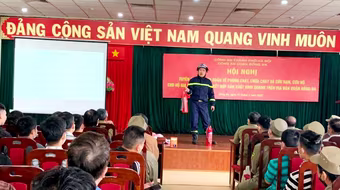 Gần 200 hộ gia đình có nhà ở kết hợp sản xuất, kinh doanh được tập huấn phòng cháy, chữa cháy