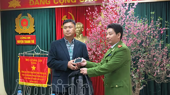 Du khách Hàn Quốc bị lái xe "taxi dù" đánh hội đồng, cướp tài sản