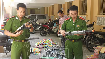 “Súng AK, súng trường” tuồn về Hà Nội dịp Trung thu