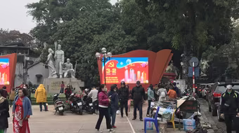 Nhộm nhoạm trông xe ngày Tết, chế tài đã đủ mạnh để răn đe?