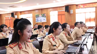 Cảnh sát giao thông Hà Nội tập huấn sử dụng chữ ký số trong xử lý vi phạm hành chính