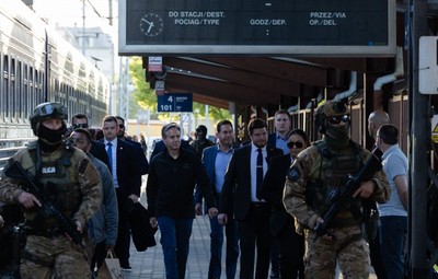 Ngoại trưởng Mỹ Antony Blinken bất ngờ tới Kiev 