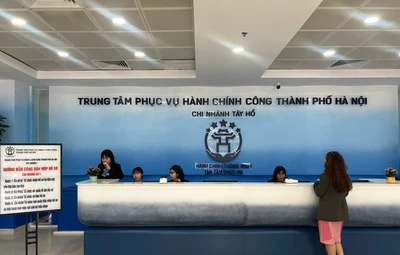 Cẩn trọng với "cò mồi" thủ tục hành chính công