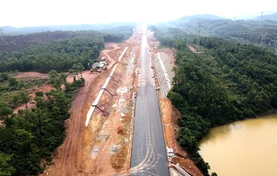 Thông tuyến chính 5 dự án thành phần cao tốc Bắc-Nam trước 30/4