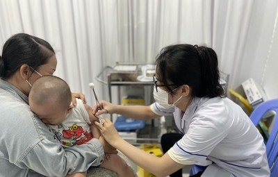 Tỷ lệ tiêm chủng vaccine sởi còn thấp, Hà Nội chỉ đạo loạt nhiệm vụ cần làm ngay