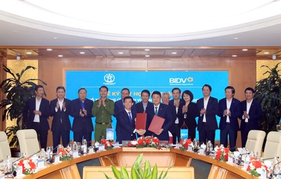 206 điểm giao dịch của BIDV ở Hà Nội thành điểm đại lý dịch vụ công trực tuyến