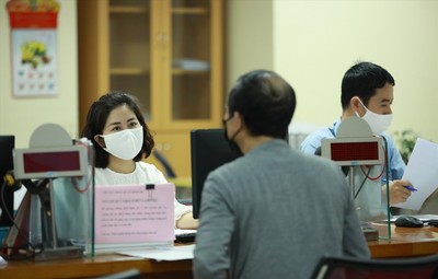 Sáp nhập tỉnh, xã, người dân có phải thay đổi giấy tờ?