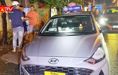 Đêm phục kích bắt tài xế taxi kiêm “đại lý” ma túy