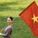 Hoa hậu Lương Thùy Linh tái hiện câu chuyện xúc động về áo bà ba