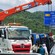 Xe tải vào cua tự lật trên cao tốc Nha Trang- Cam Lâm, lái và phụ xe tử vong